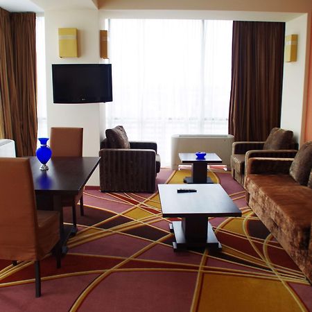 Mari Vila Hotel Bukarest Kültér fotó