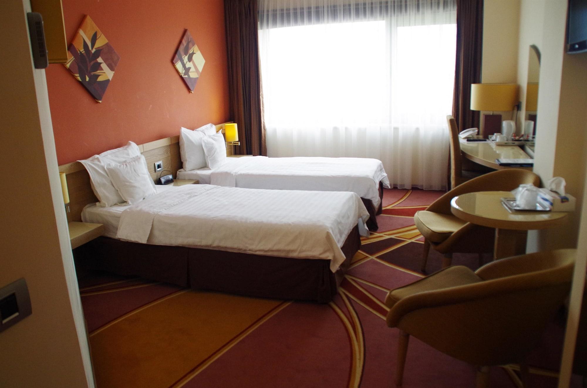 Mari Vila Hotel Bukarest Kültér fotó